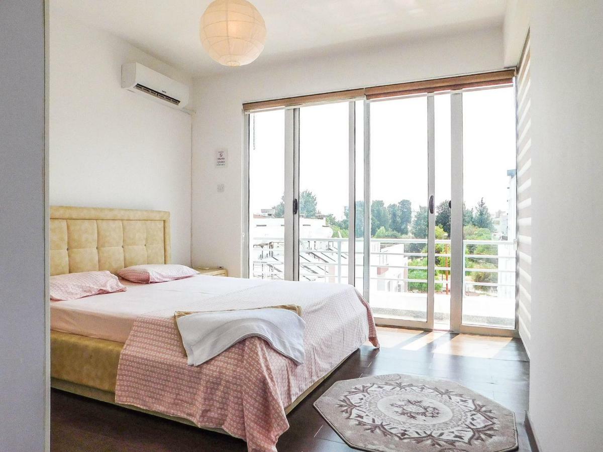 Rix Sunny Apartments Girne Dış mekan fotoğraf